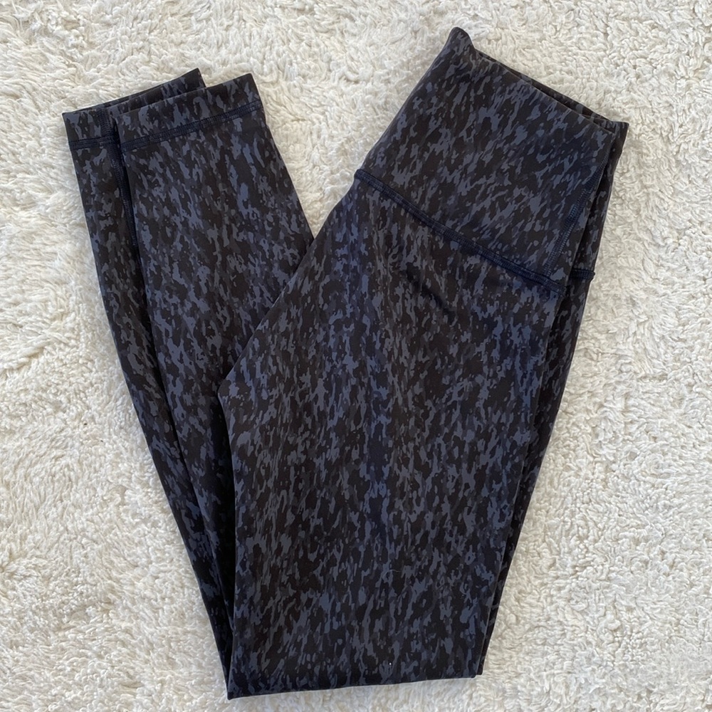 ❤️ Lululemon Base Pace High Rise Tight Leggings Size Small Asia Fit NWOT